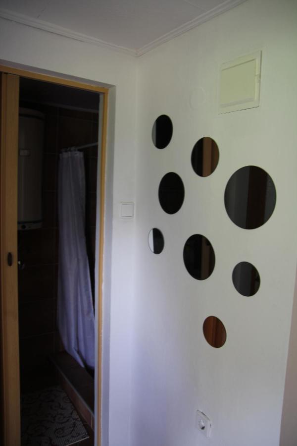 Apartman Dunav Almás Kültér fotó